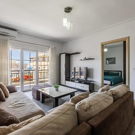 Appartamento Flower Balcony | 2br Beachside Escape By Pikhost Sarandë