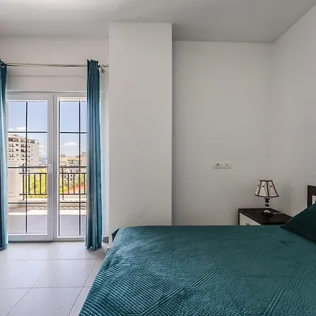 Flower Balcony | 2br Beachside Escape By Pikhost
