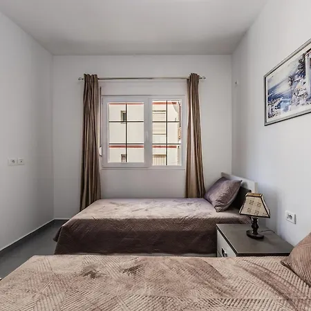 Flower Balcony | 2br Beachside Escape By Pikhost Appartamento *